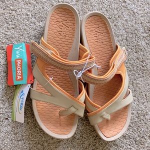 Yuu Phoria athletic sandals
